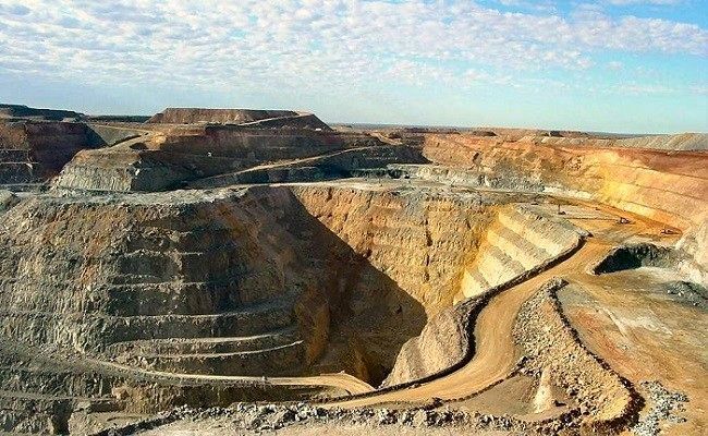 استخراج 16.5 میلیون تن سنگ آهن در سنگان 